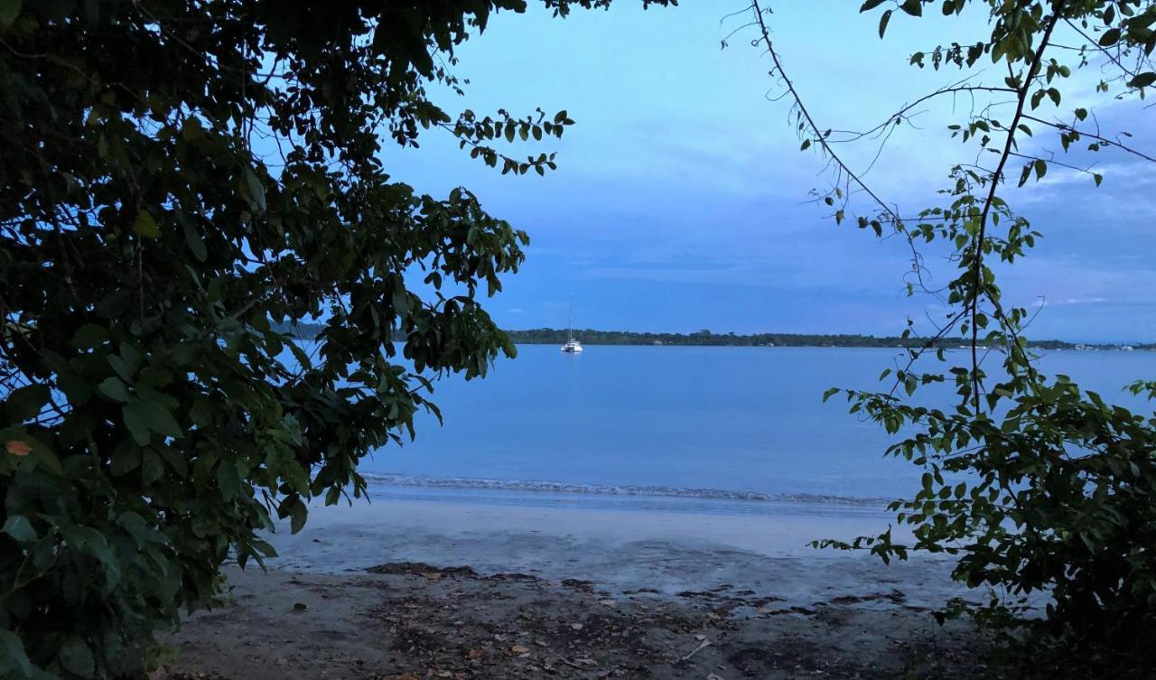Bed and Breakfast Sol y Sombra Bocas del Toro Exterior foto
